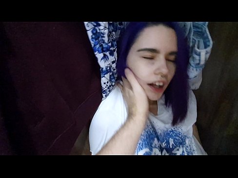 ❤️ Hittade min syster i garderoben och hjälpte henne att komma ❤ Porno at sv.exomassage-surgut.ru ☑